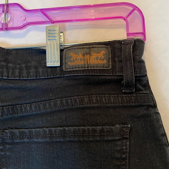 Levi’s Perfectly Slimming 512 Bootcut Black Jeans - Picture 9 of 12